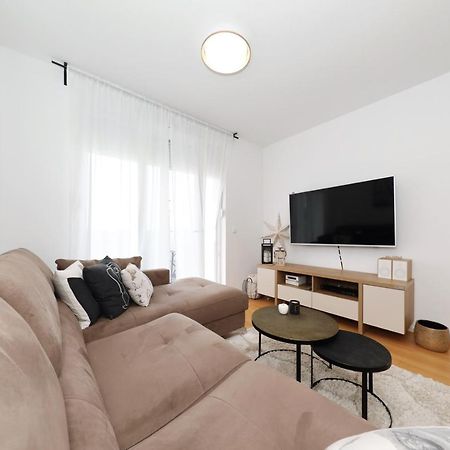 Apartman Maresa Задар Экстерьер фото
