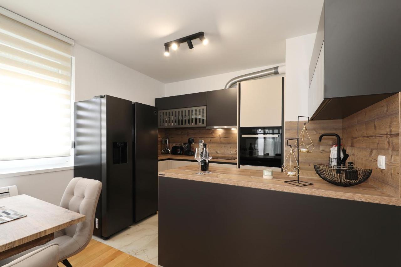 Apartman Maresa Задар Экстерьер фото