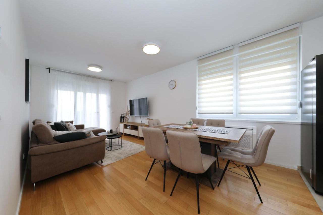 Apartman Maresa Задар Экстерьер фото